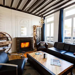  Appartement Vieux Triplex De 100 M2
